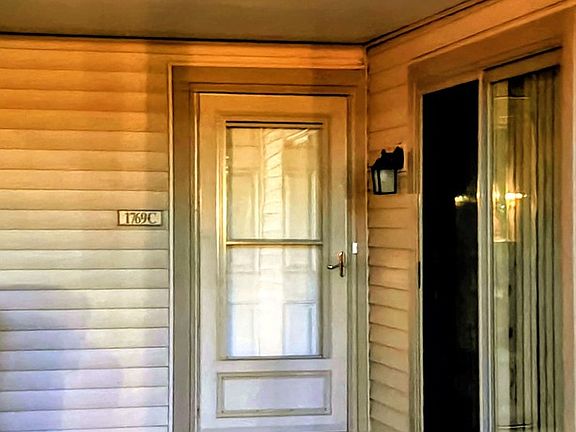 2nd image of 1769 Sessions Walk APT C