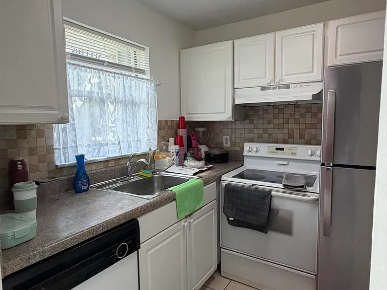 9915 Sandalfoot Blvd #410 — Photo 6