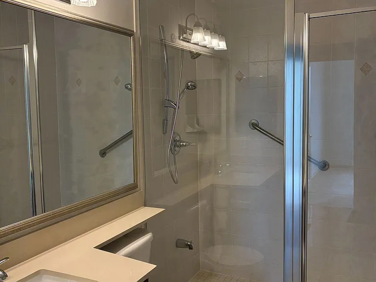 1101 Leslie St #1106 — Photo 17