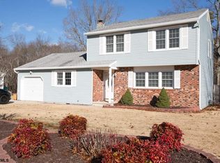 4219 Fairway Dr, Mays Landing, NJ 08330