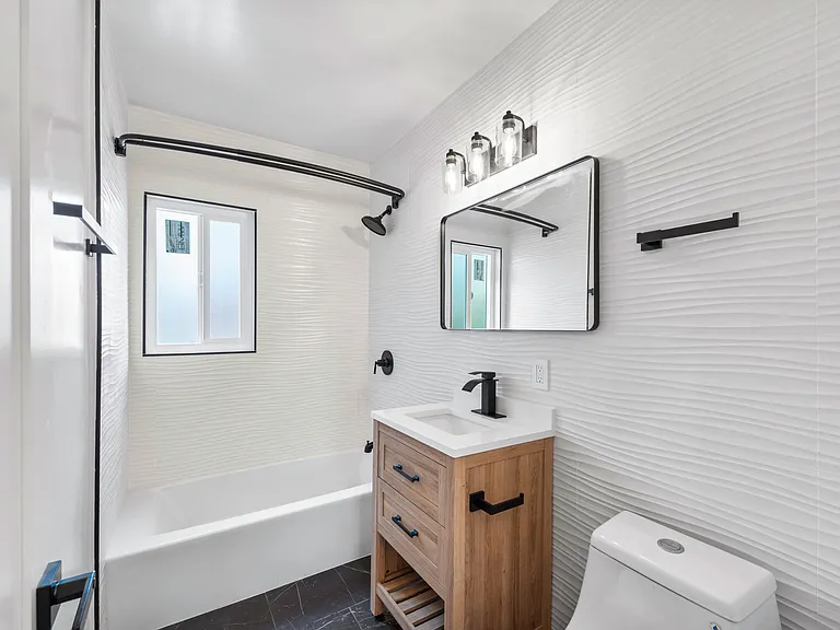 728 Cerritos Ave #5 — Photo 3