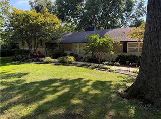 9828 Sagamore Rd, Leawood, KS 66206