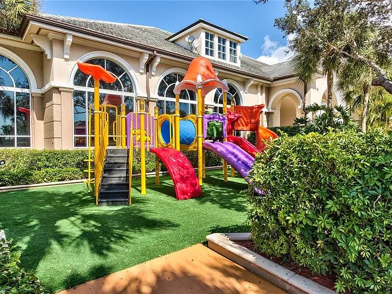 9242 Tesoro Ln #1-102 — Photo 41