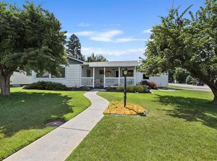 2615 N Bessie Rd, Millwood, WA 99212