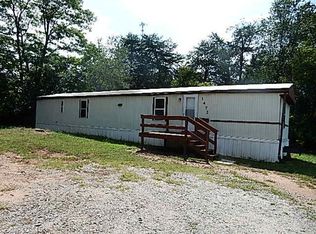 1472 Poor Boy Ln, Lincolnton, NC 28092