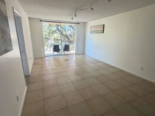 1465 NE 123rd St, North Miami, FL