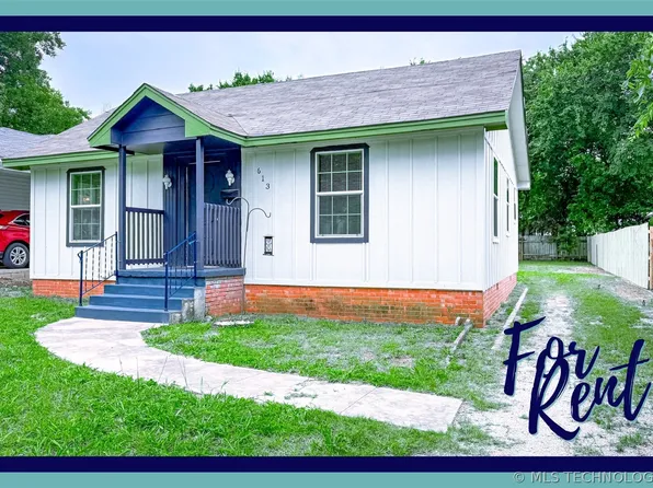 613 W 23rd St, Ada, OK 74820
