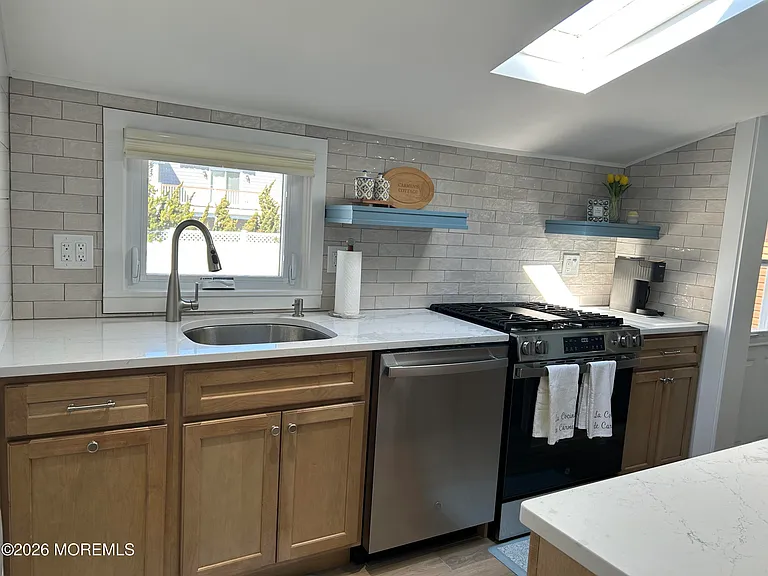 119 Ocean Ave — Photo 7