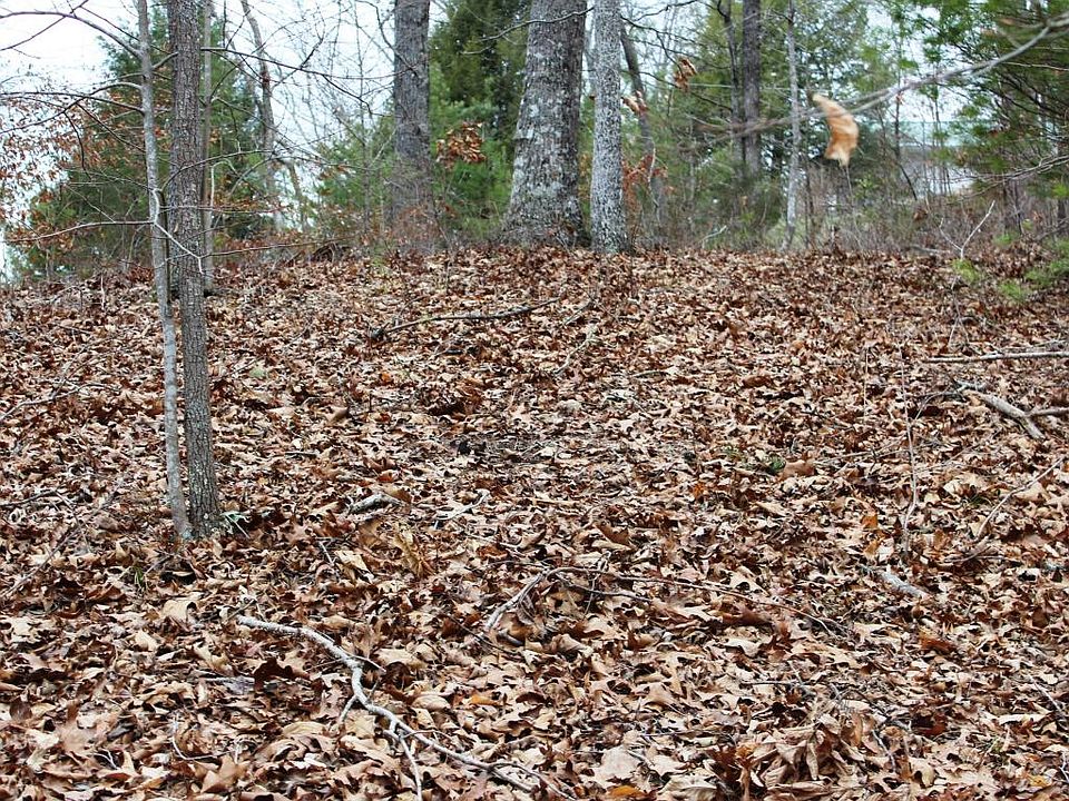 1st image of 1880 Hughes Loop