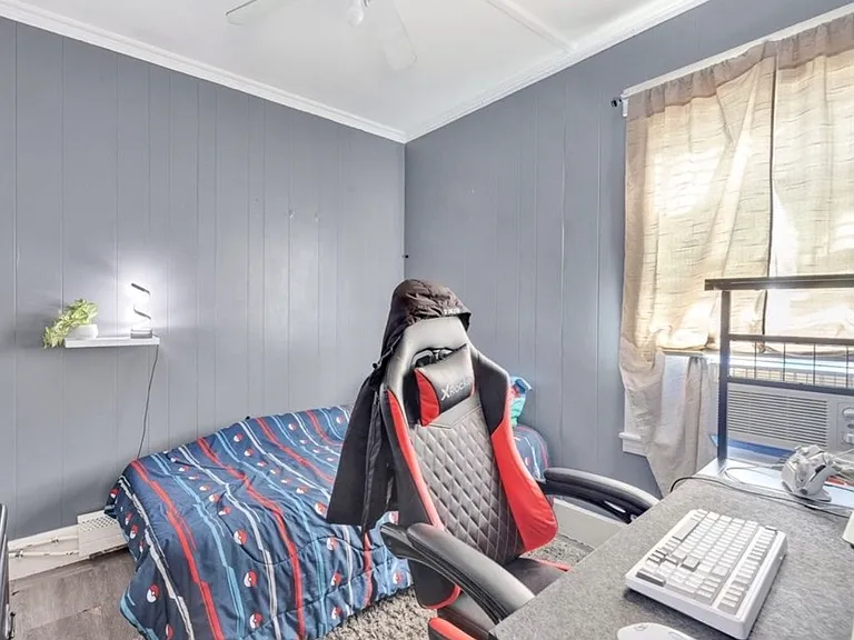 50 Warner St #2 — Photo 10
