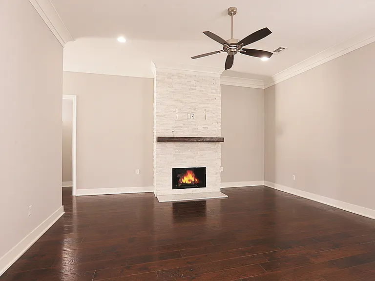 12424 Grand Villa Ct — Photo 3