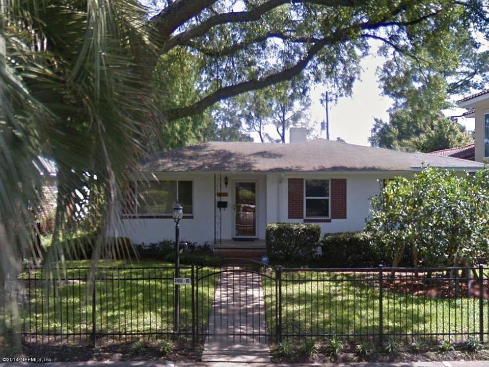2nd image of 4131 Roma Blvd