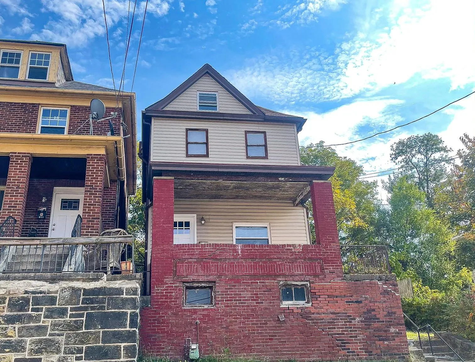 310 Marlow St — Photo 4