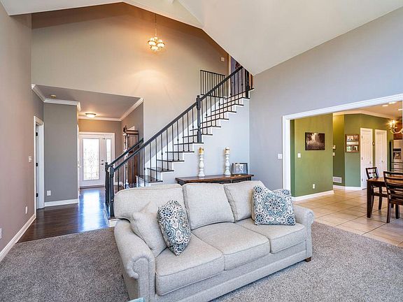 5th image of 6213 Perrin Dr