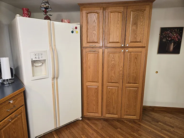 2340 Morton Ave — Photo 14