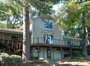 197 Lakeview Cir, Crockett, TX 75835