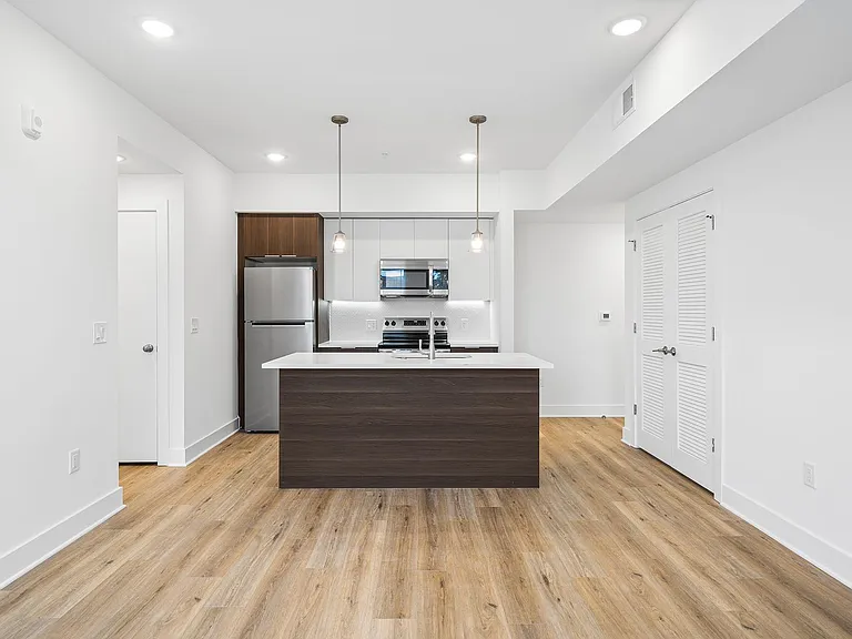 4324 Lancaster Ave — Photo 26