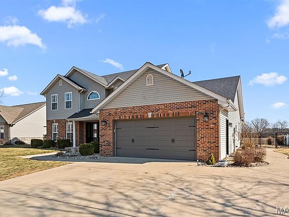 4th image of 112 Liederkranz Ln