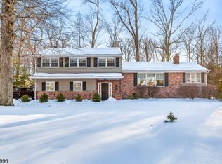 1242 Sunnyfield Ln, Scotch Plains Twp., NJ 07076