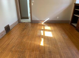 3072 N 40th St, Milwaukee, WI 53210