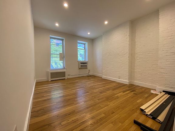 3rd image of 1670 3rd Ave #D1