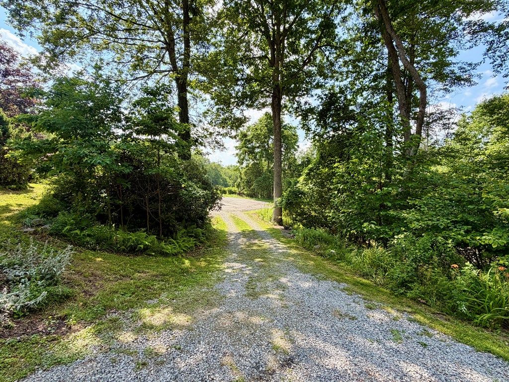 116 Hollmarc Blvd, Franklin, PA - View 5