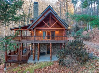 725 Point Of View Dr, Waynesville, NC 28785