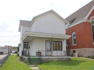 317 Wayne Ave, Defiance, OH 43512