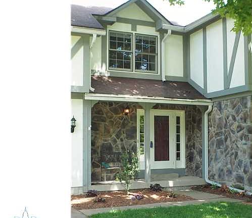 2nd image of 1320 Cove Ct