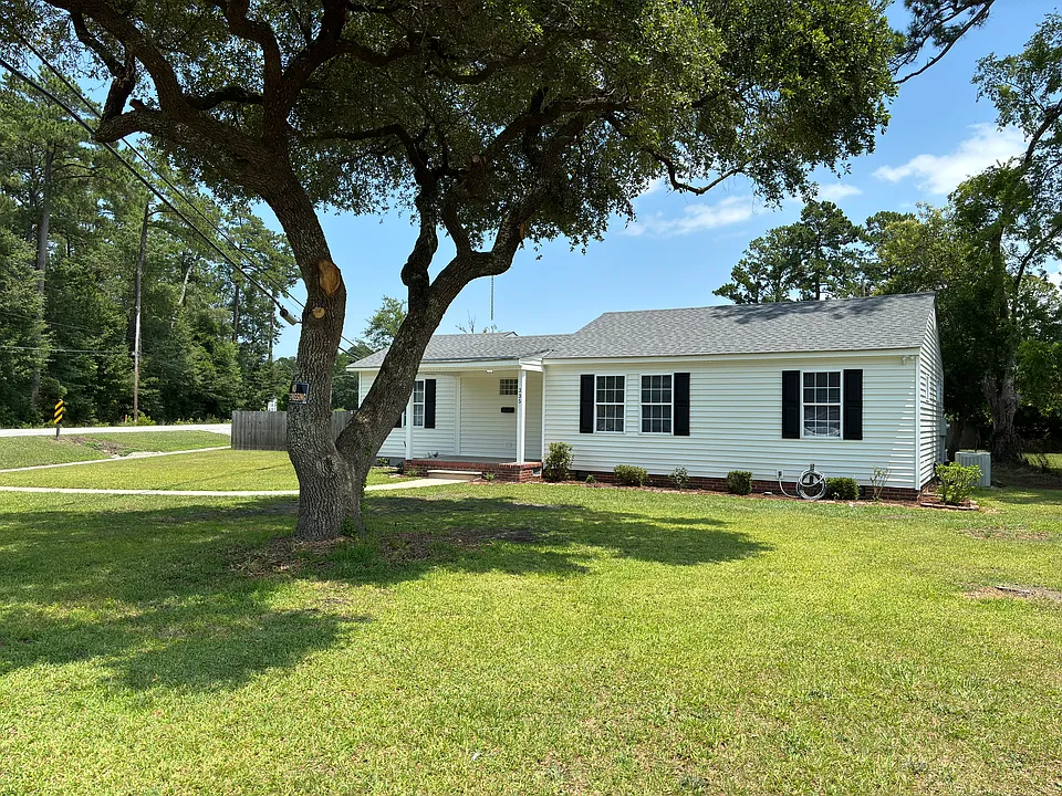 335 Miller Blvd