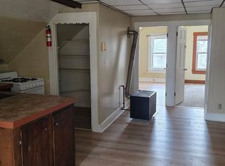 518 Cottage St #3, New Bedford, MA 02740