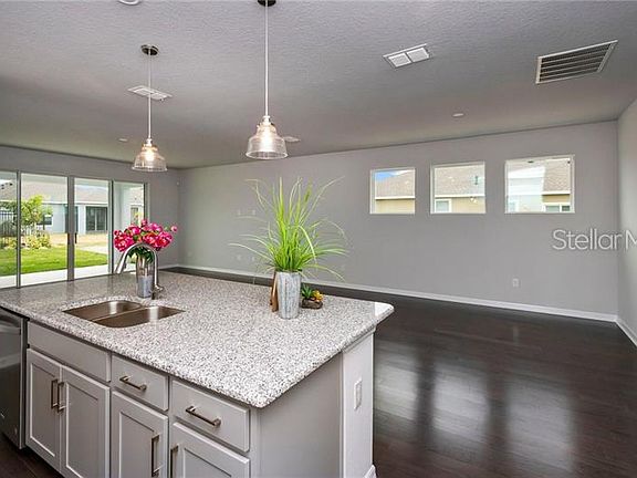 3rd image of 13924 Swallow Hill Dr