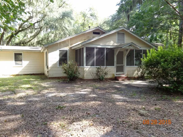 1017 Starratt Rd, Jacksonville, FL 32218