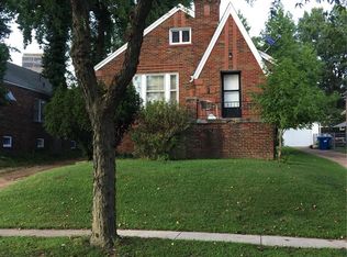 8523 Antler Dr, Saint Louis, MO 63117