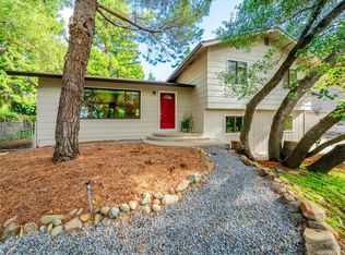 3745 N Lakeshore Blvd, Loomis, CA