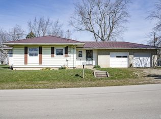 301 E Sheridan St, Redkey, IN 47373