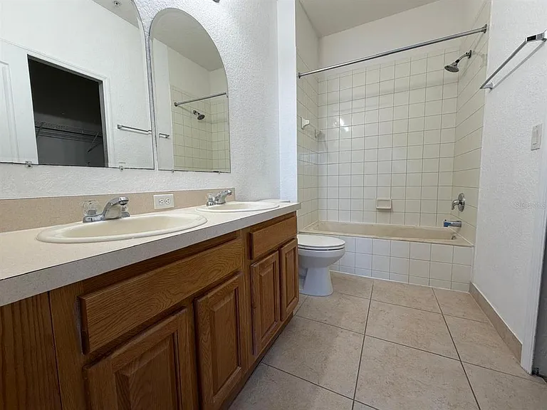 1568 Portofino Meadows Blvd — Photo 16
