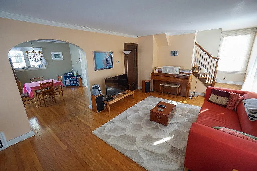 3 bed, 1248 sqft, $1,850 — Photo 1