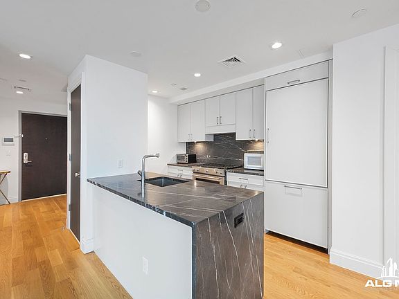 5th image of 554 4th Ave #9C