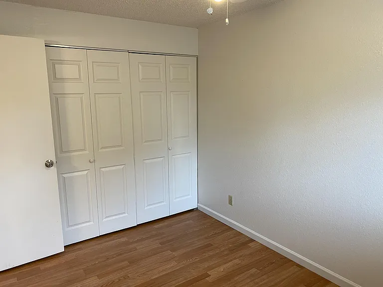 7425 SE Henry St — Photo 9
