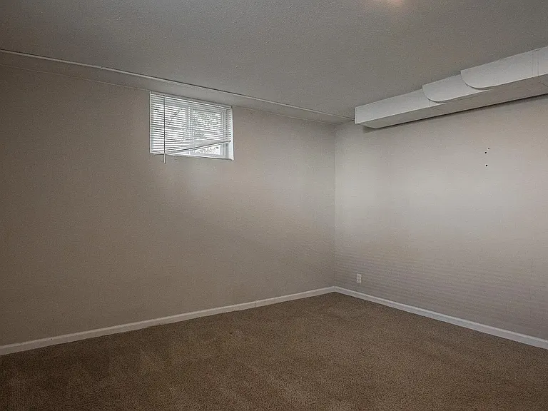 1381 S Grant St — Photo 14