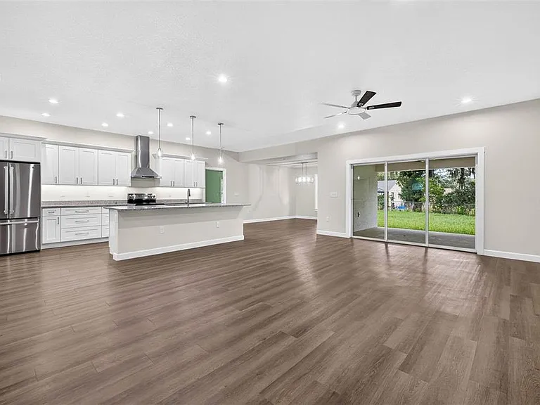 12038 San Angela Dr — Photo 7