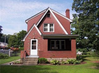2 Ledge St, Ambridge, PA 15003