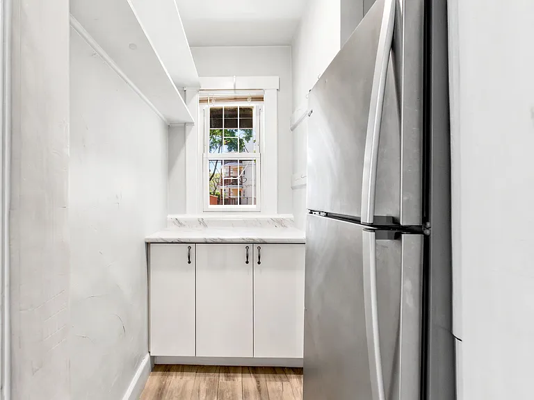 72 Olney St #1 — Photo 8