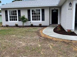 913 Fulton Way, Sebastian, FL 32958