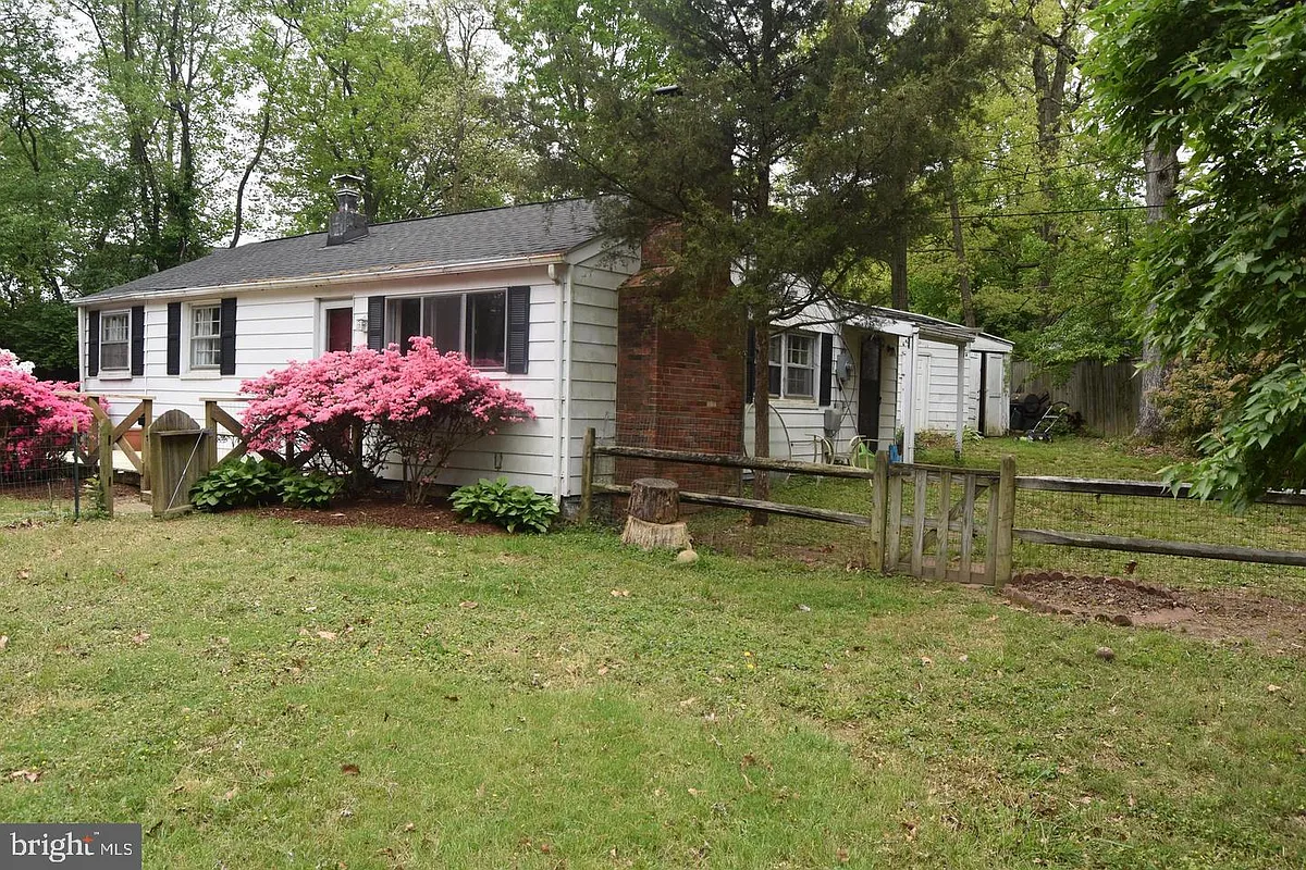 Building Photo - 6497 Windham Ave