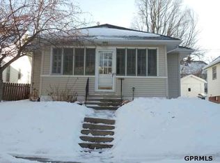 4381 Mason St, Omaha, NE 68105