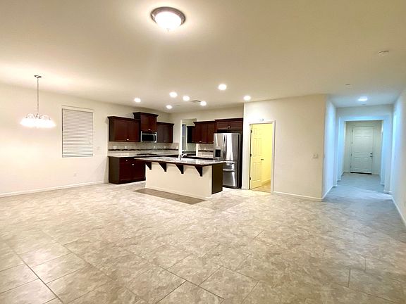 2nd image of 3521 Griffith Ave