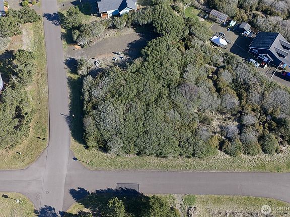 3rd image of 1339 Storm King Avenue