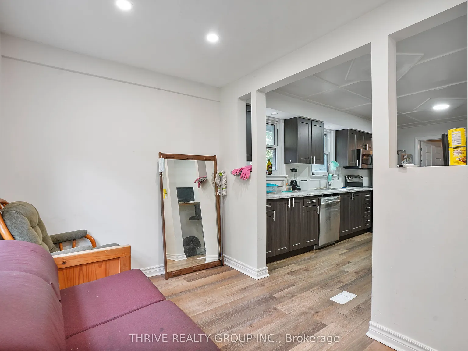 3 bed, $1,999 — Photo 2
